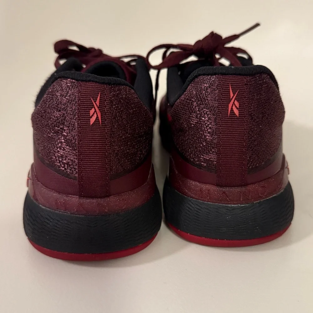 Reebok Nano x5 Women’s Gym shoes size 6 Black Cherry Retro Red like new worn 2x